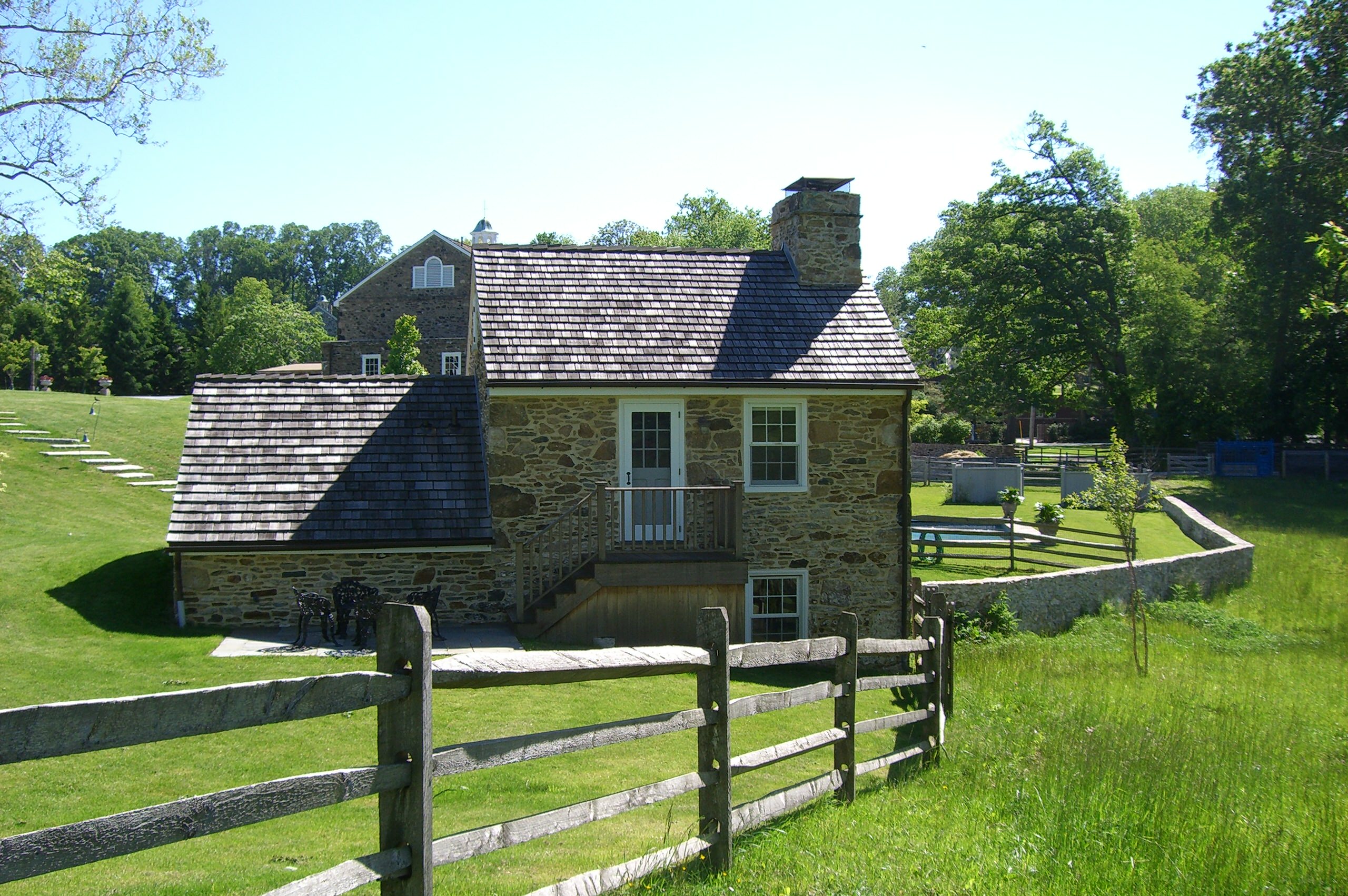 Carriage Houses & Garages in PA, MA, CT