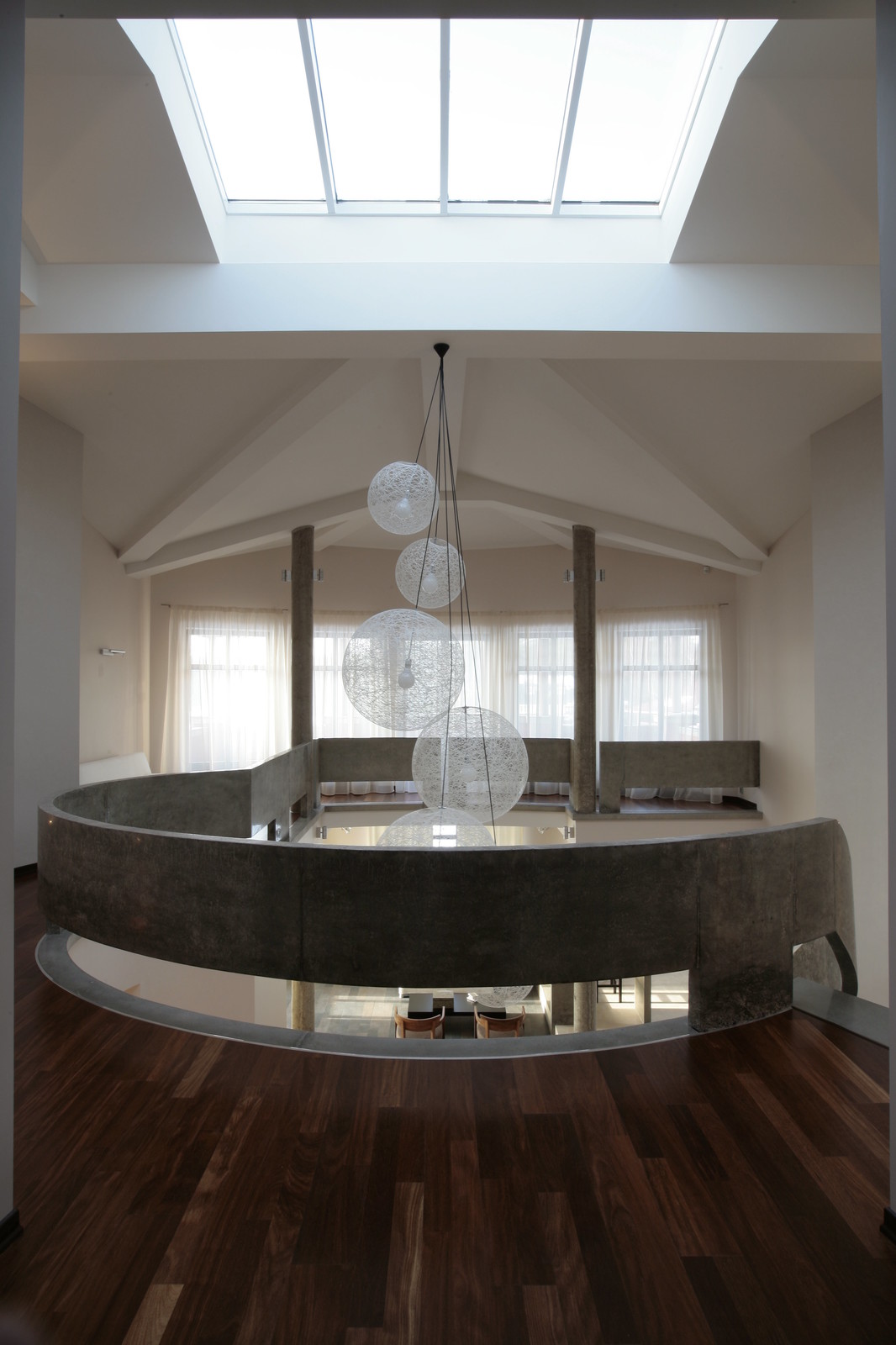 частный жилой дом в Маслово площадью 793,5м2