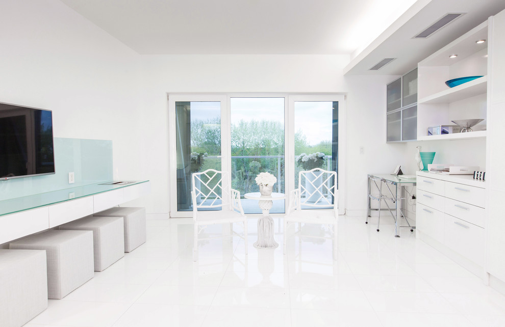 Home office - transitional home office idea