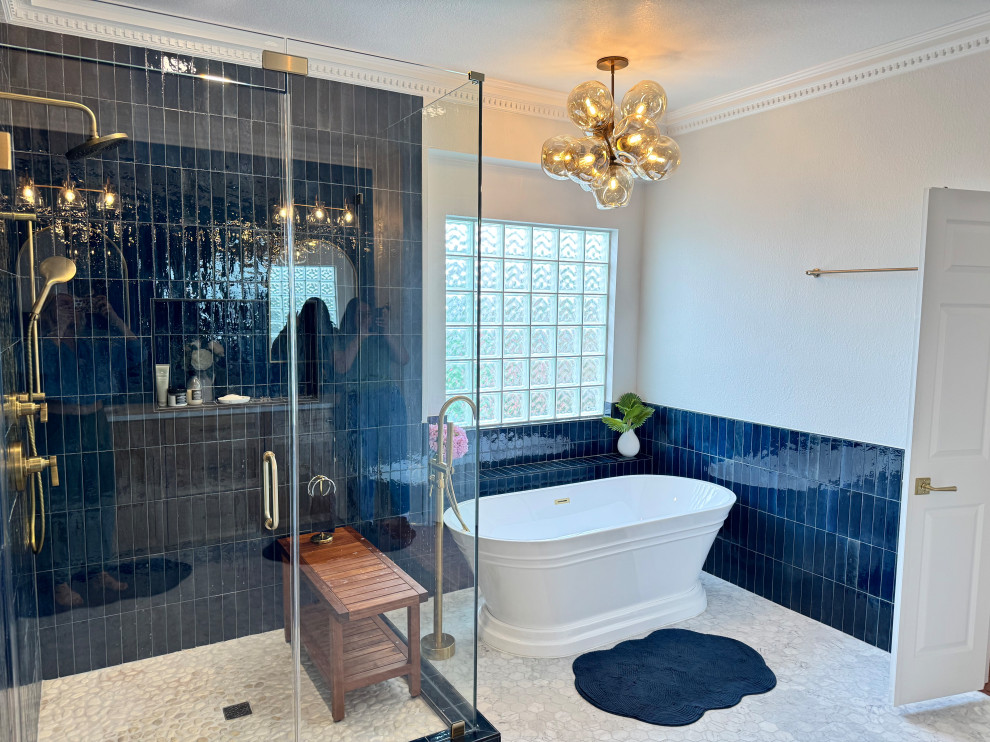 Royal Blue Bathroom Retreat