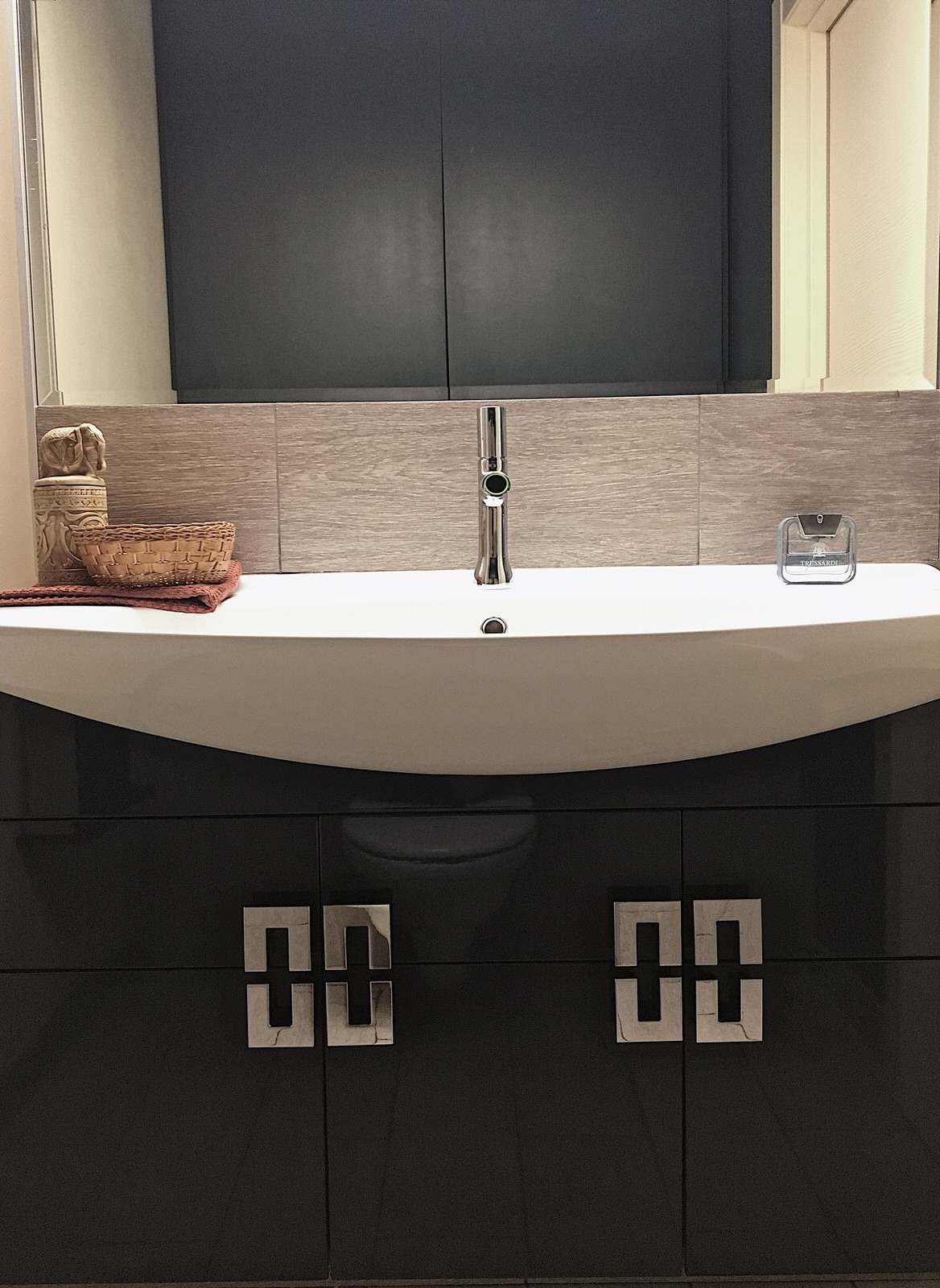 ЛЕТНИЙ ДОМ С ВИДОМ НА ЯБЛОНЕВЫЙ САД