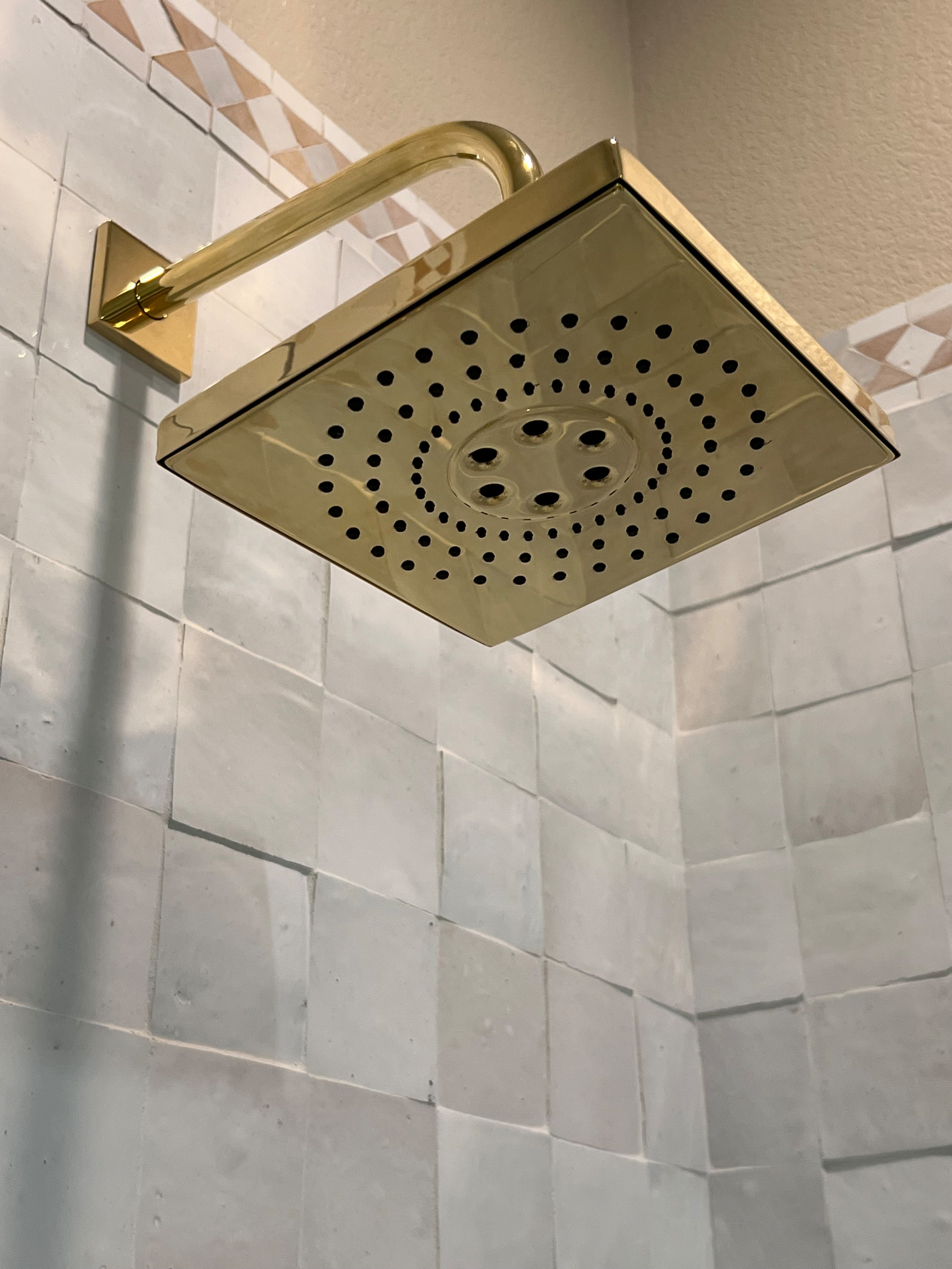 Luxurious Rain Showerhead 8" Square