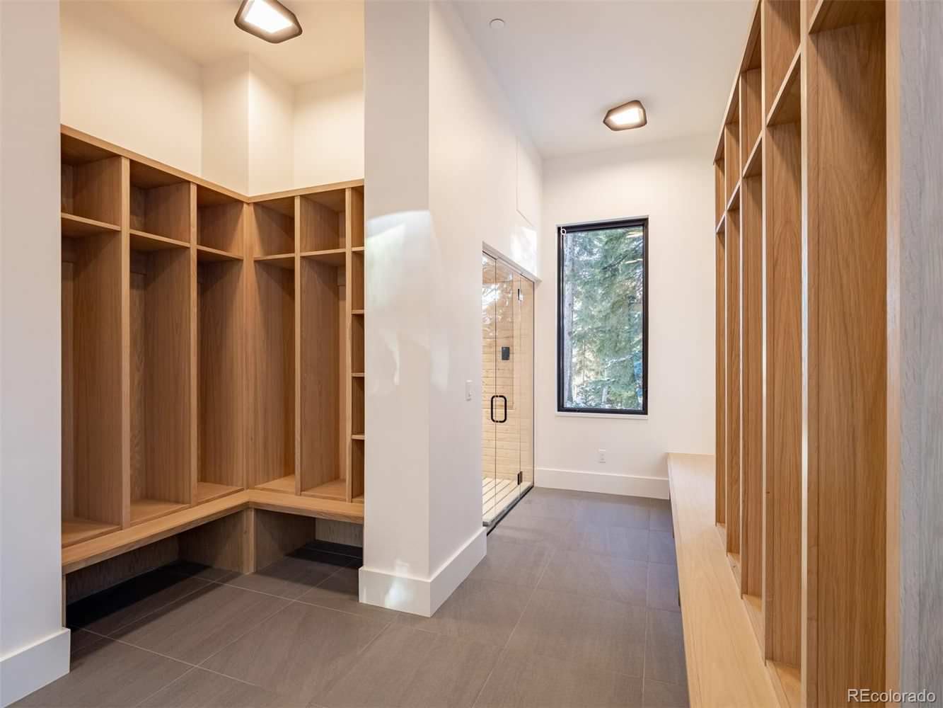 27 Boulder cir
