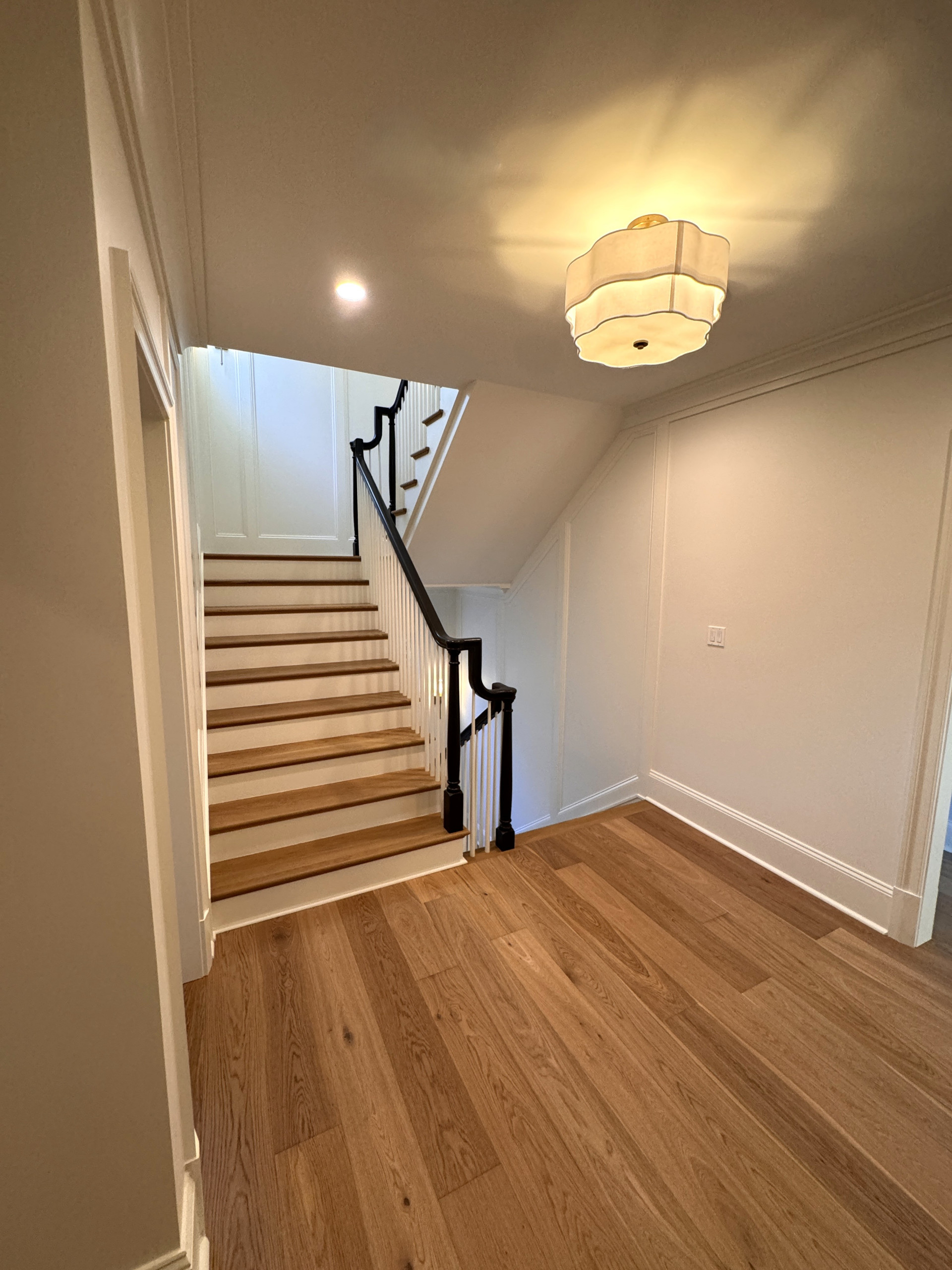 Project #160 | Traditional Box Stair with Gooseneck Handrail