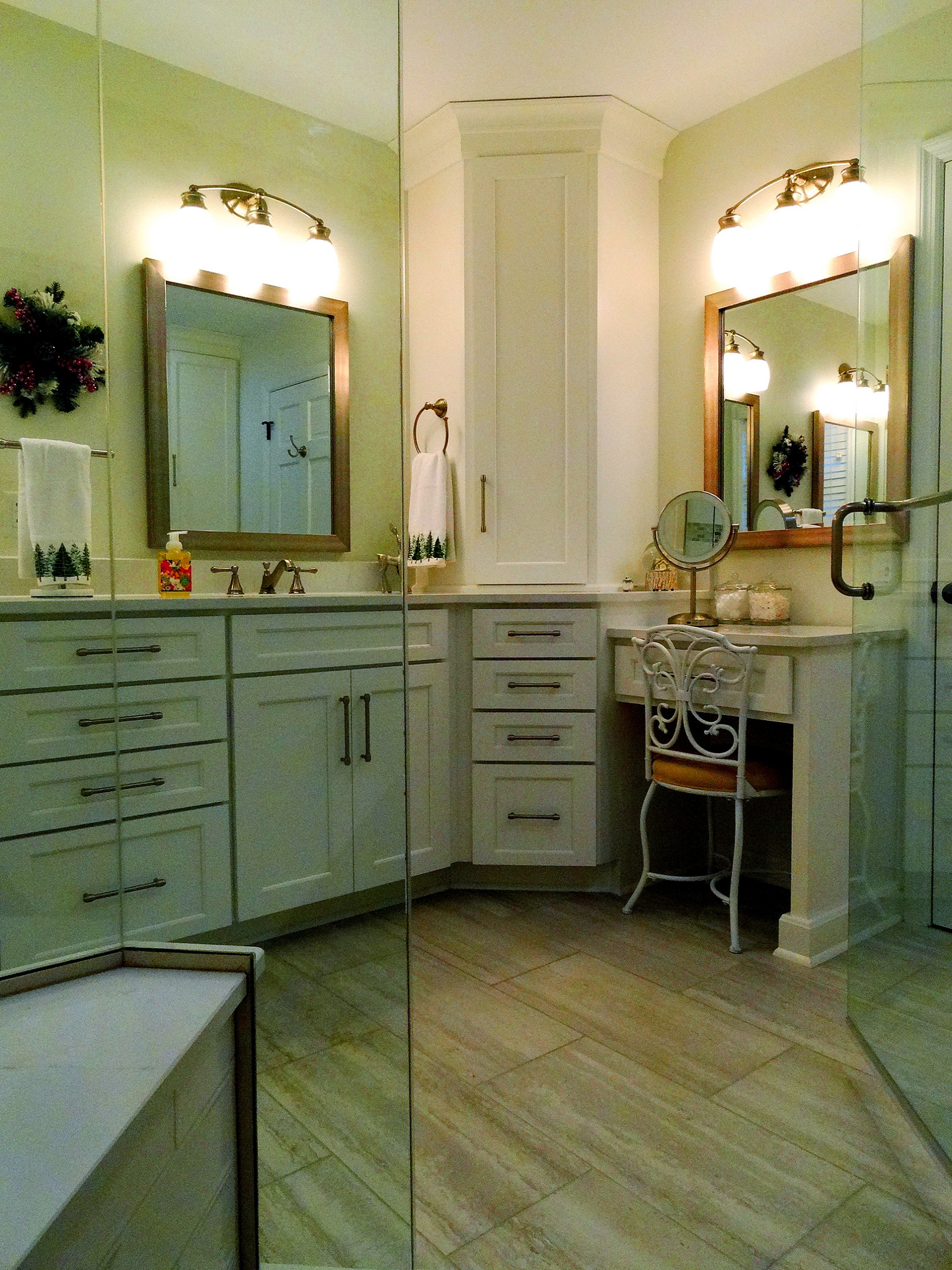 New Berlin Residence - Kitchen and Master Bath Remodel