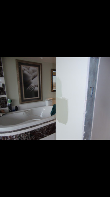 Spa Tub with Marble & Teak Trim