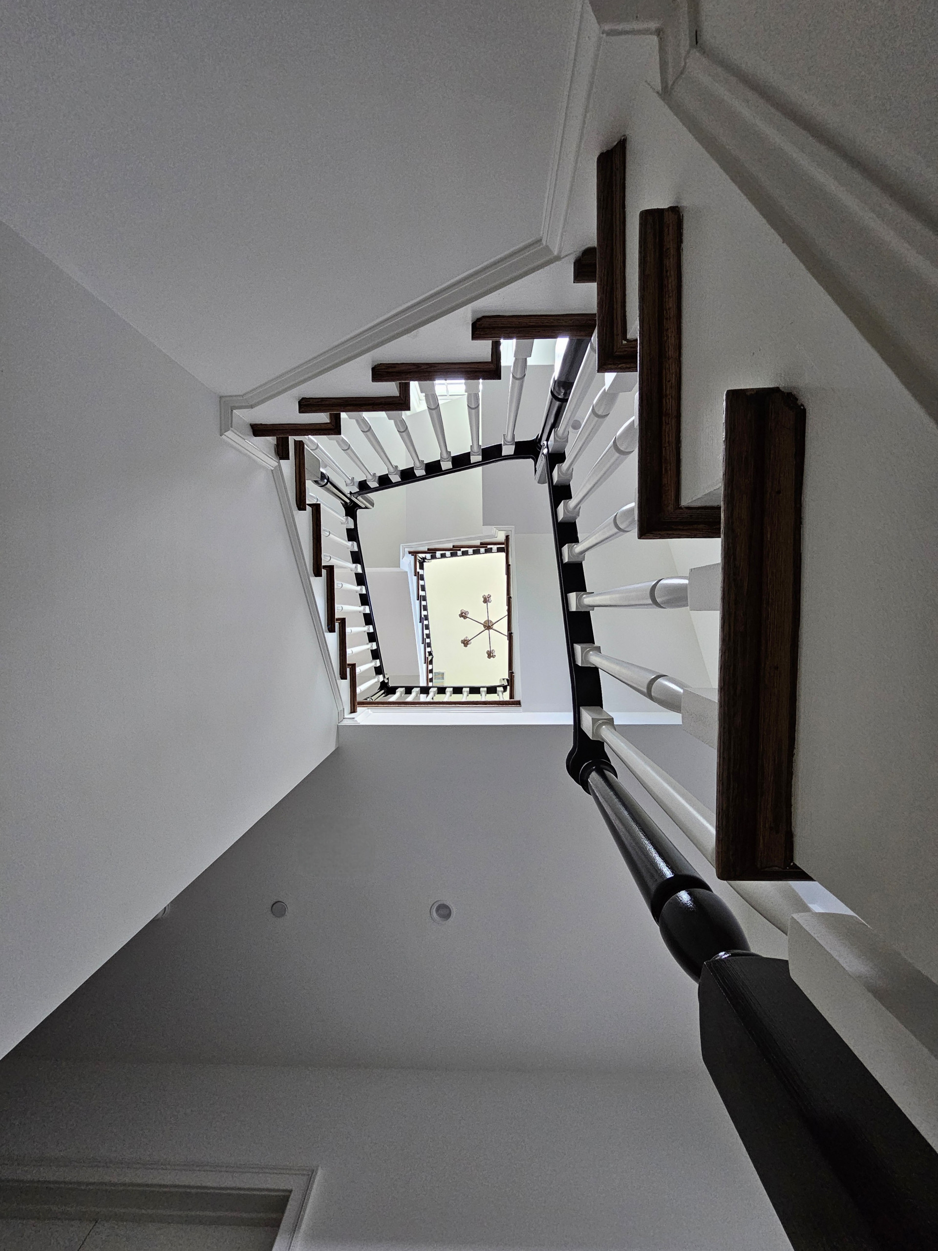 121_Elegant Floating Staircase, Chevy Chase, MD 20815