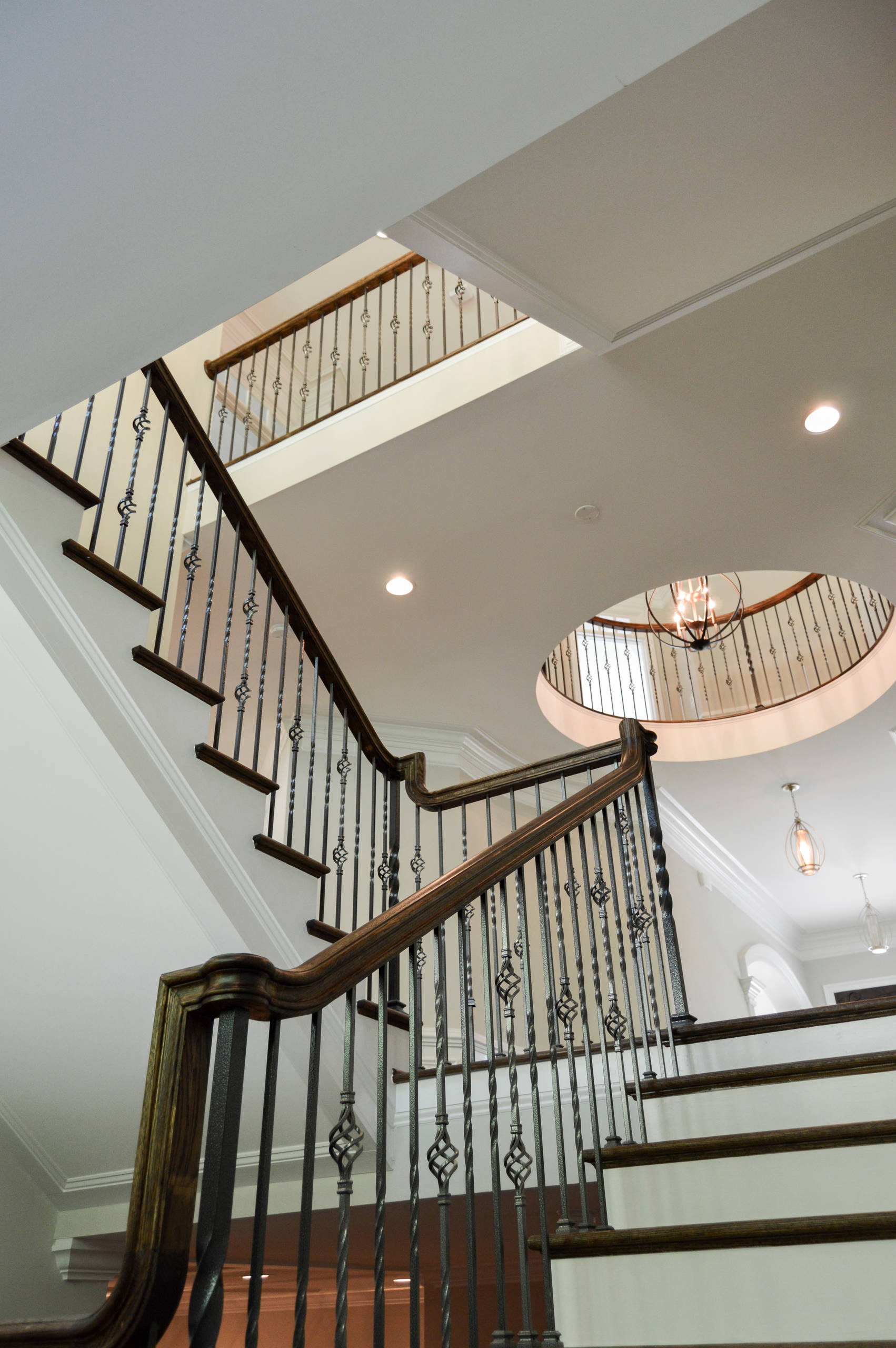 38_European Style Circular Balcony and Multi-level Staircase, Middleburg, VA 201