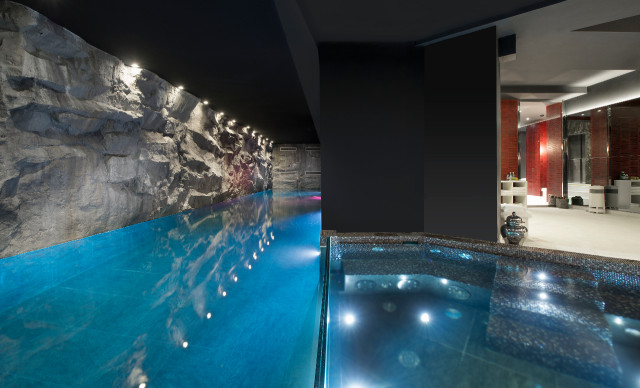 Chalet de Standing en Haute Savoie moderno-piscina
