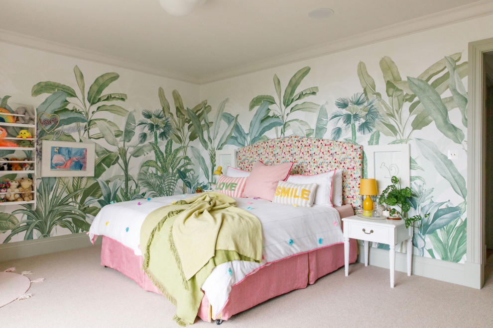 Photo of a mid-sized transitional kids' bedroom for kids 4-10 years old and girls in Sussex with green walls, carpet, beige floor and wallpaper.