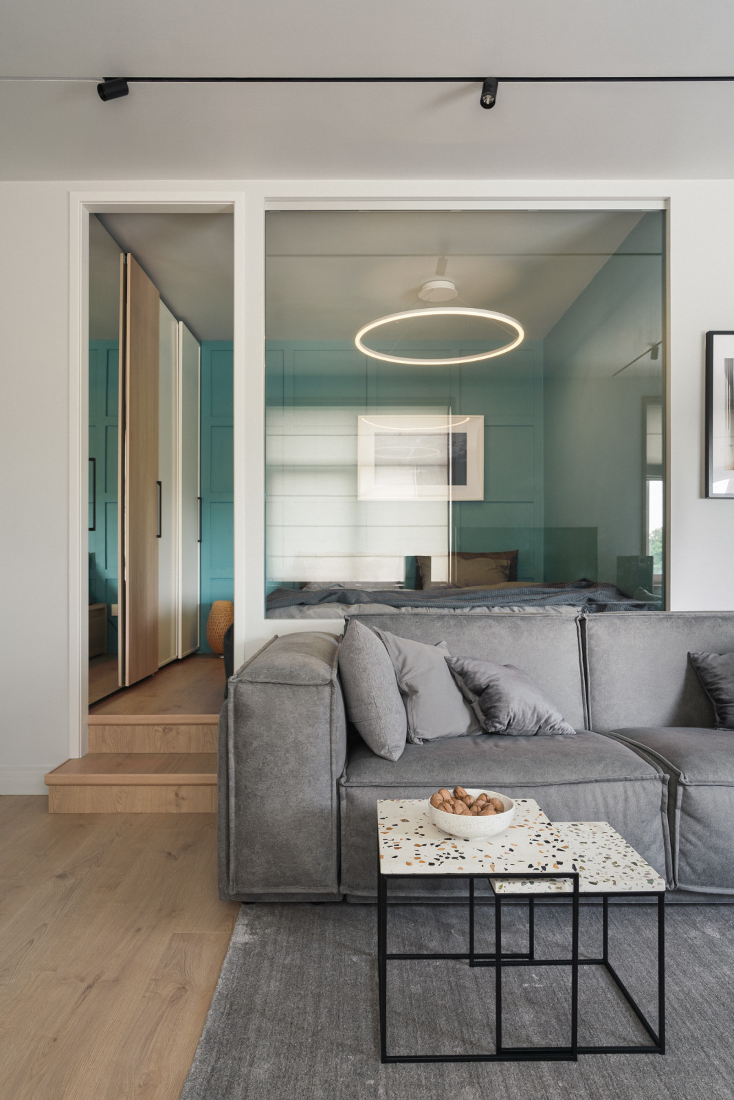 СТУДИЯ ДЛЯ МОЛОДОГО ЧЕЛОВЕКА "ВИД НА ЕЛАГИН"