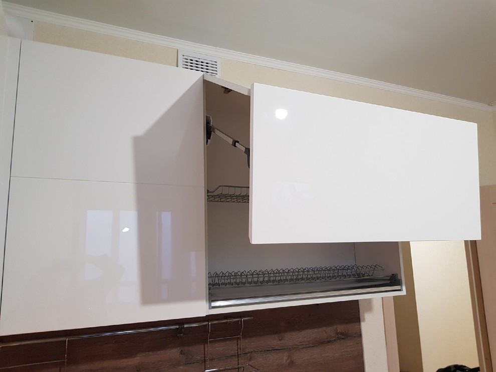 Стильный кухонный гарнитур.