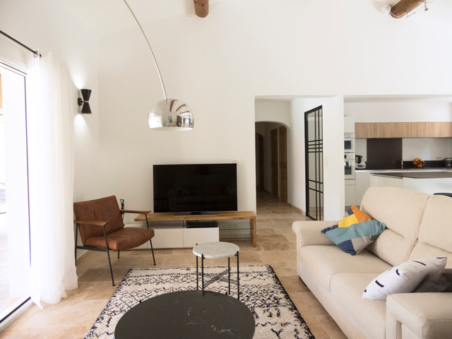 Villa D contemporary-living-room