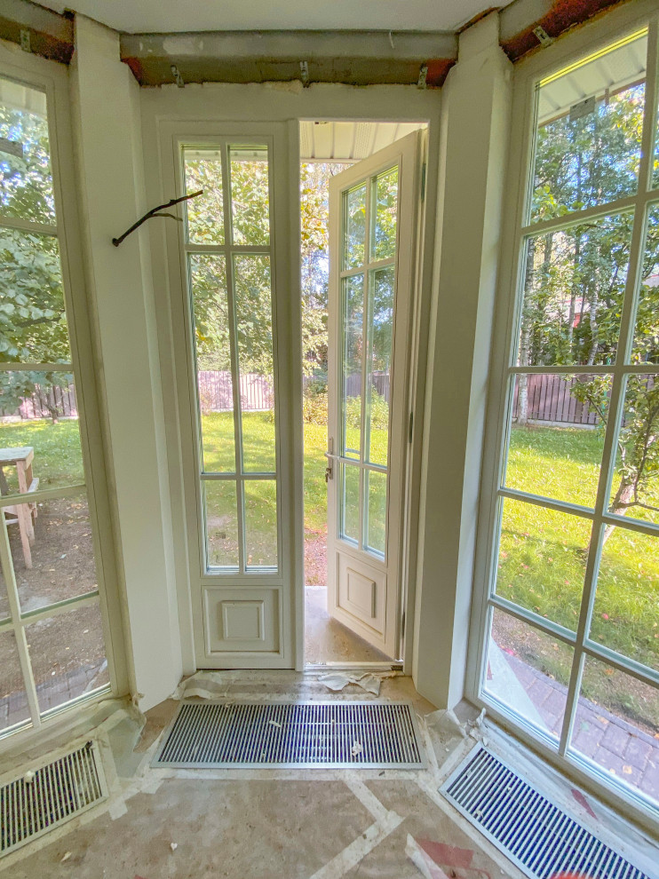 Панорамные витрины с раскладкой из сосны 1-го сорта. Панорамные деревянные окна.