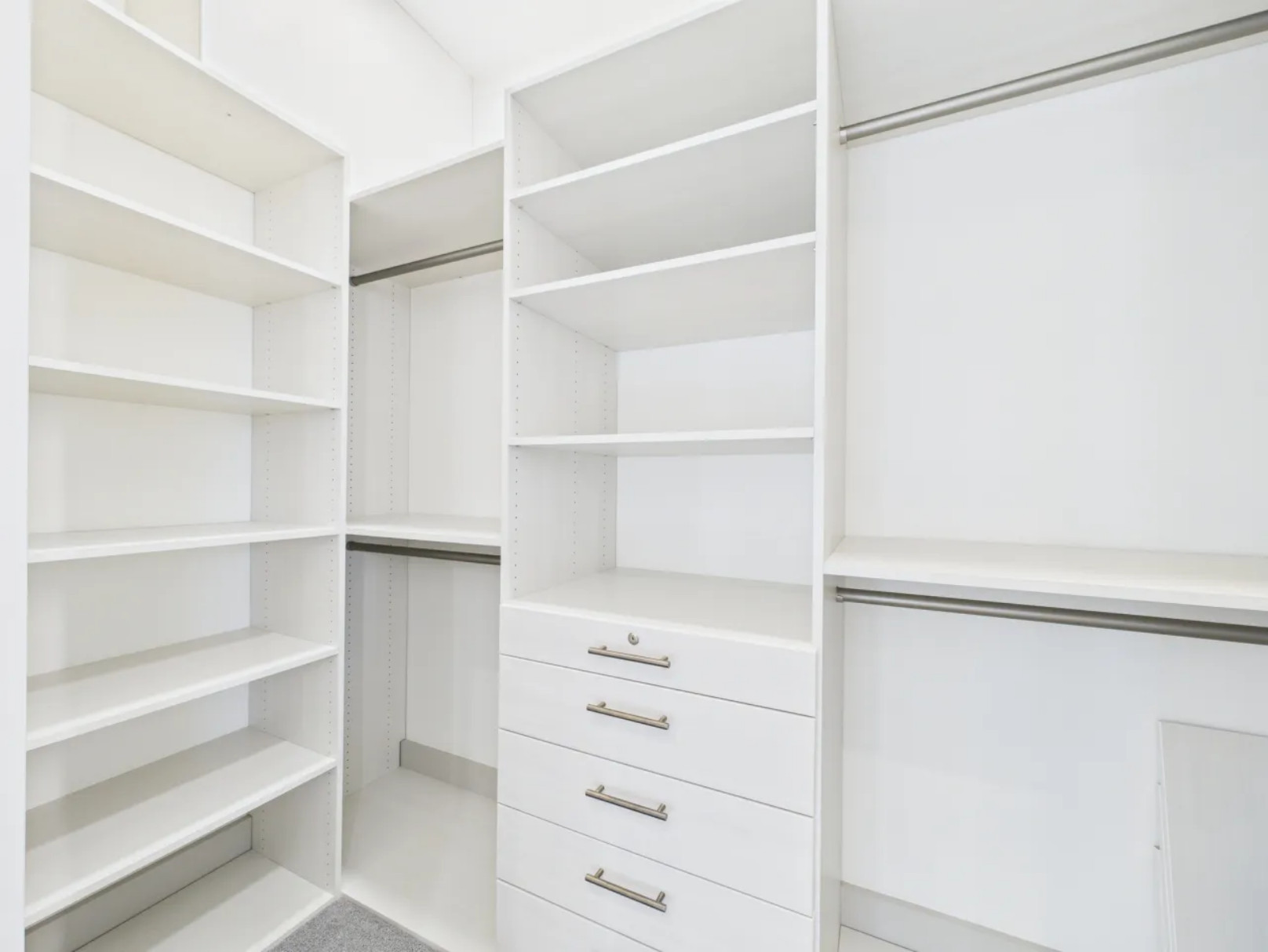 The Snowbird Townhomes Custom Closet