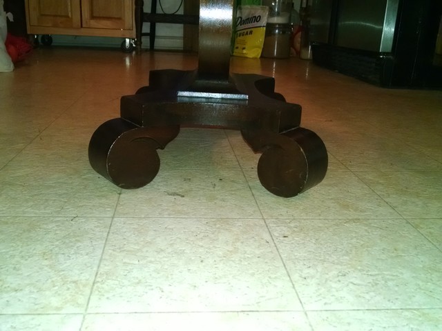 Oval Side Table 