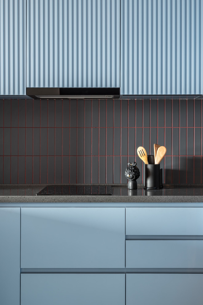 Трехкомнатная квартира с кухней—гостиной