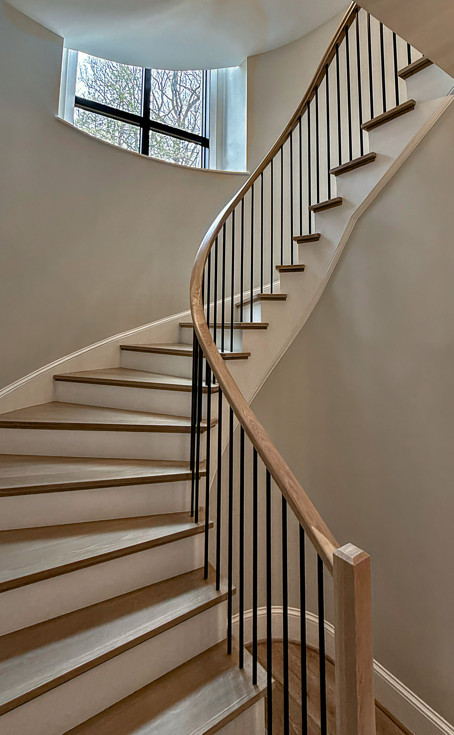 Project #150 | Contemporary White Oak Curve