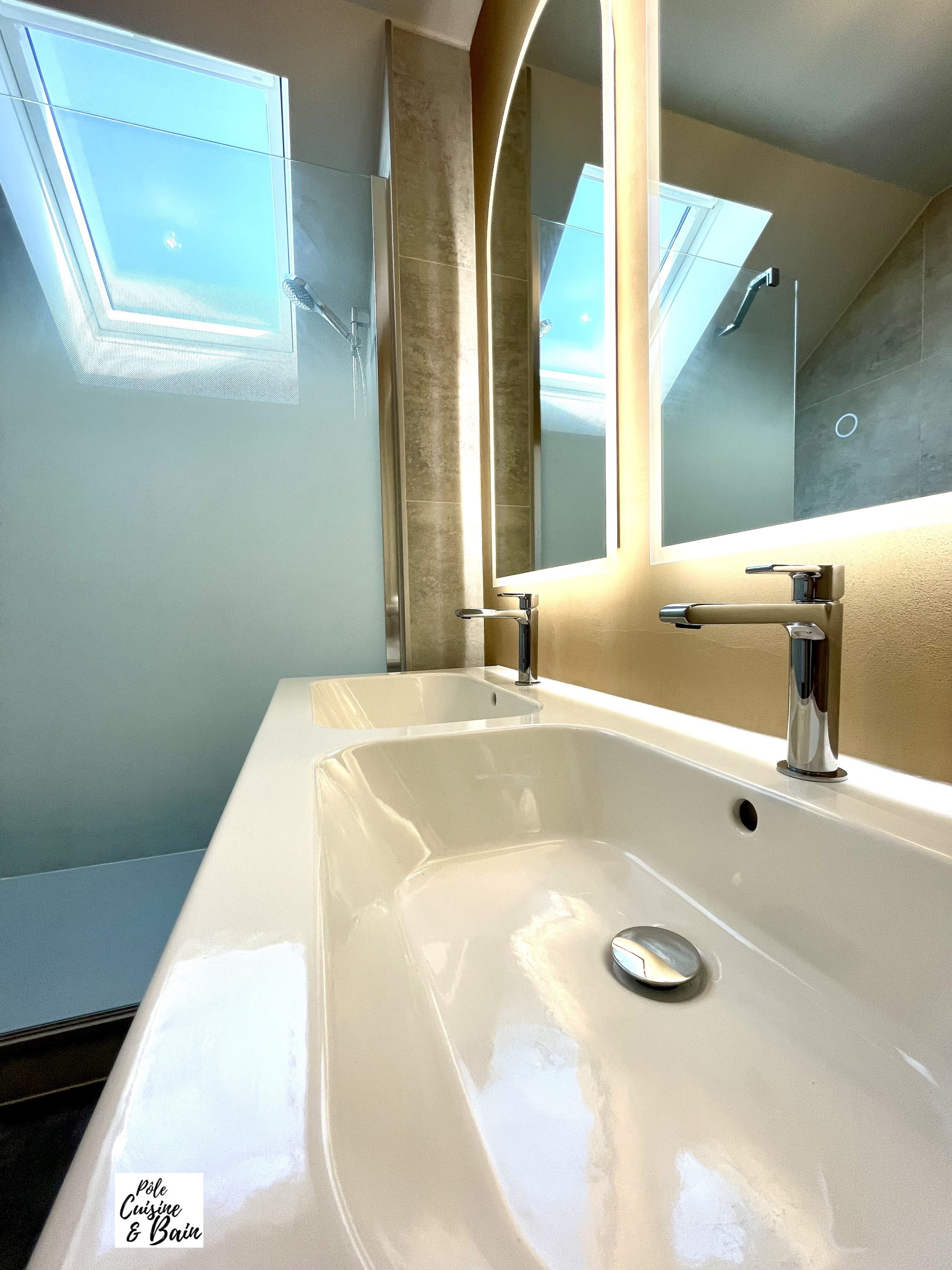 SALLE DE BAIN EN SALLE DE DOUCHE FAMILIALE