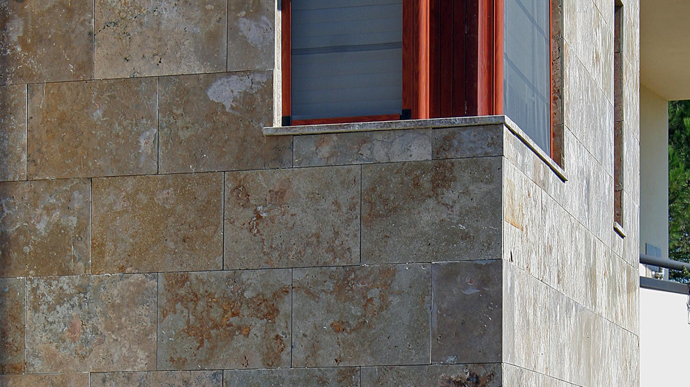 облицовка фасадов травертином из Ирана