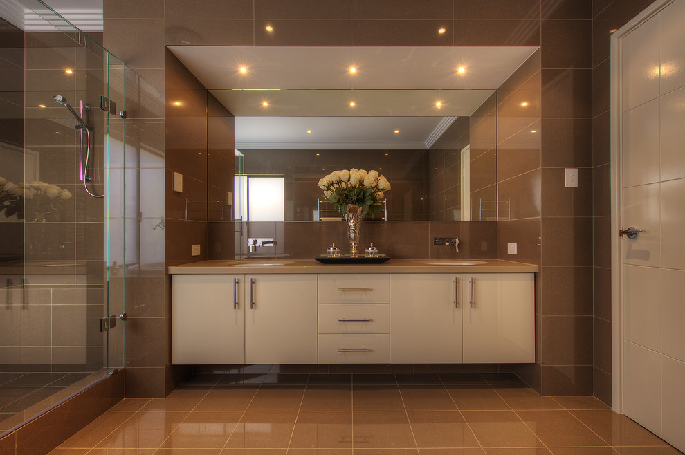 Photo of a mediterranean bathroom in Perth.