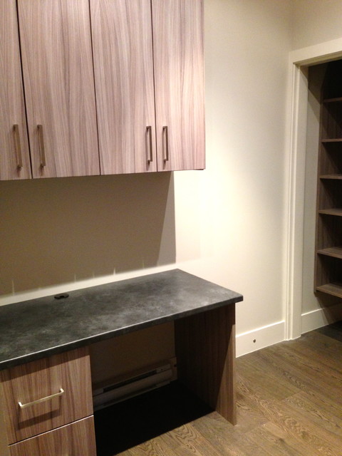 Home Office contemporaneo-cucina