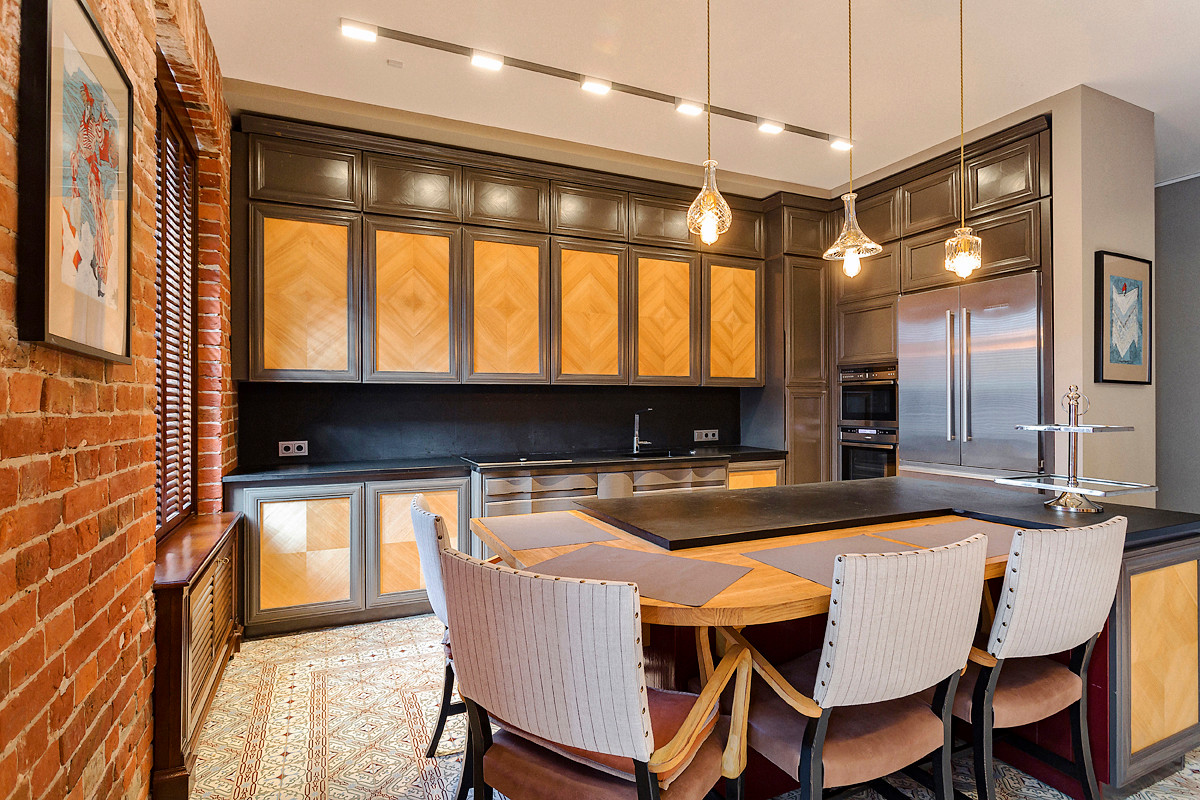 Двухуровневая квартира в Арбатских переулках