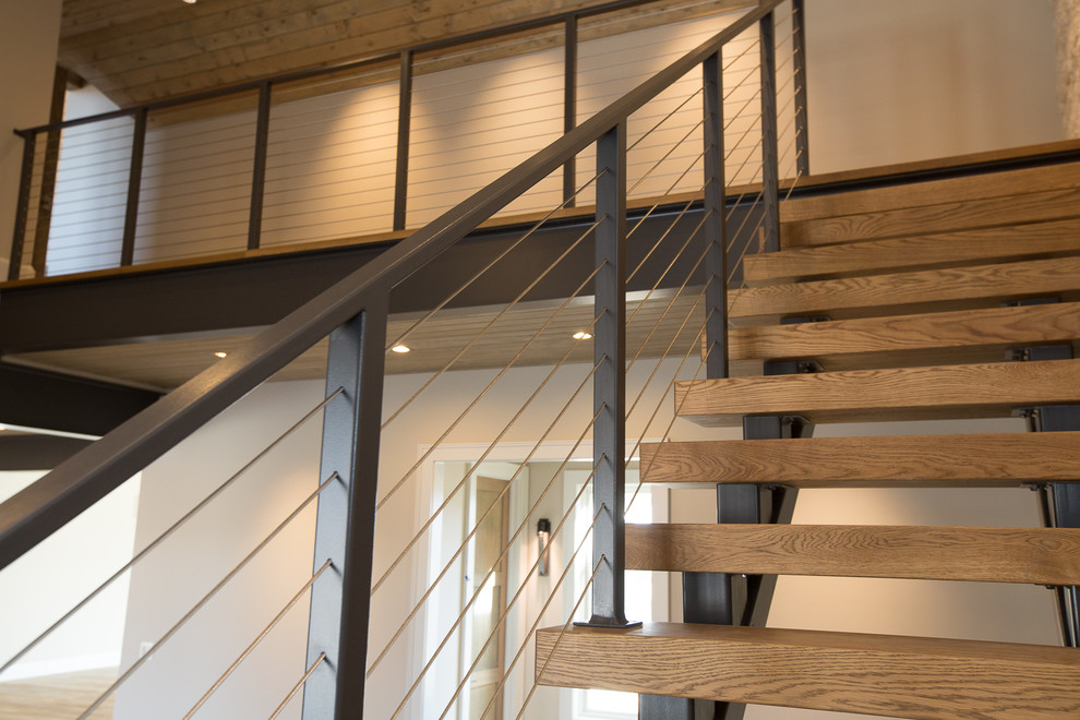 Home design - transitional home design idea