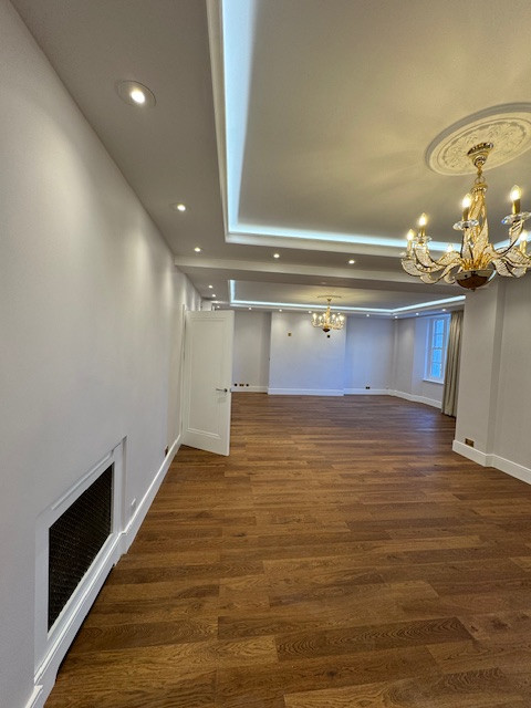 Full refurbishment works of high-end flat (x5 Bedrooms)at high street kensignton