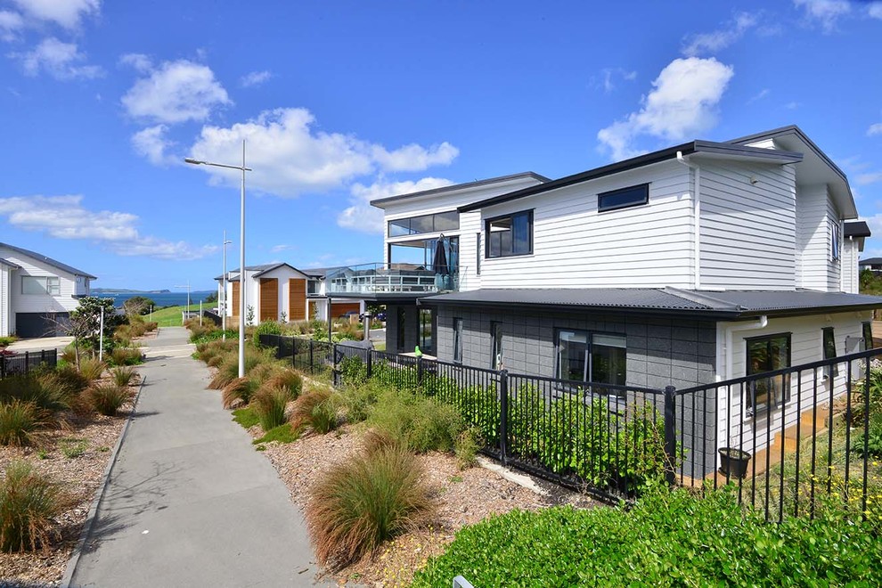 Contemporary exterior in Auckland.