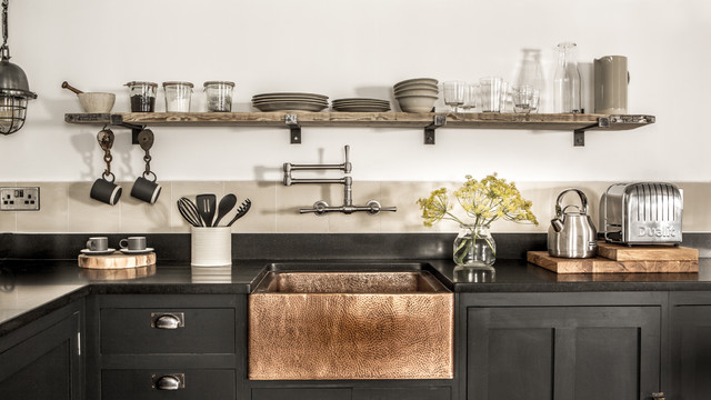 Glänzende Idee: Eine Kupferspüle in der Küche