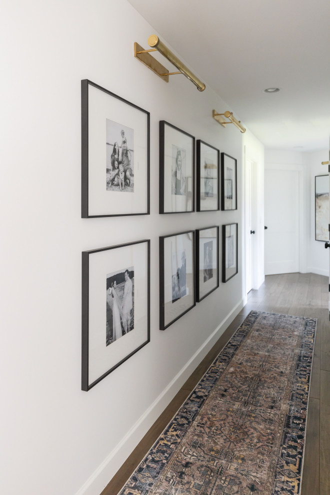Home design - transitional home design idea in Phoenix