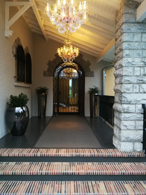 Random Perron un perron transformé - Contemporary - Other - by AMBIANCE DECO | Houzz