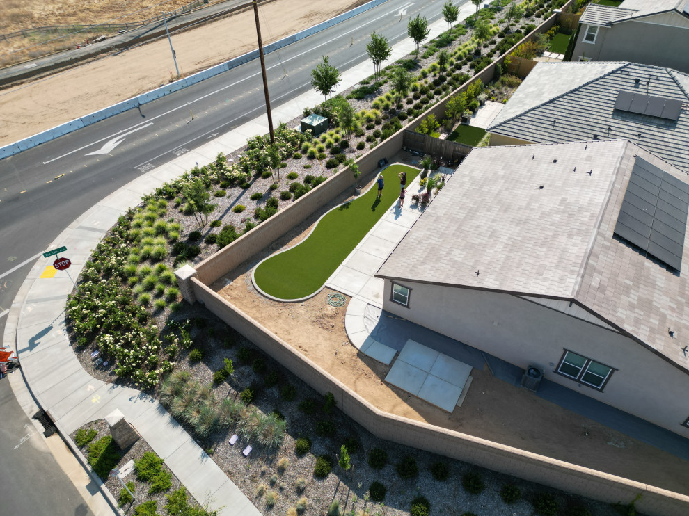 Roseville Backyard Turf and Concrete