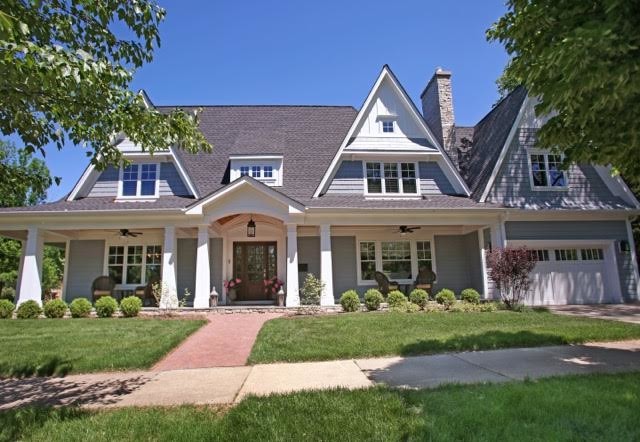 Transitional exterior home idea in Orange County
