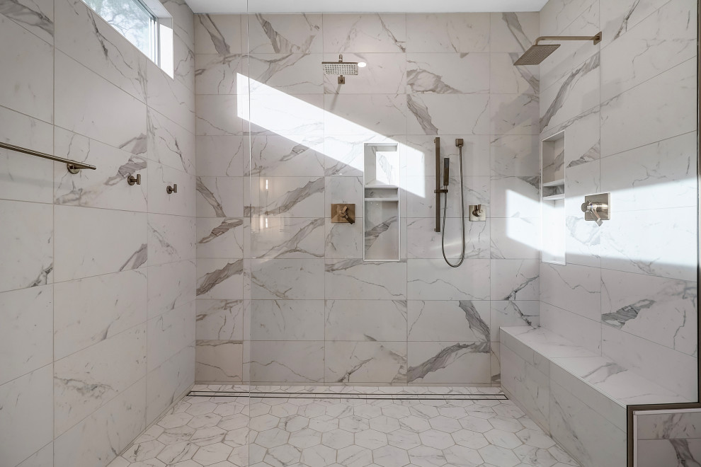 Bathroom - transitional bathroom idea in Phoenix