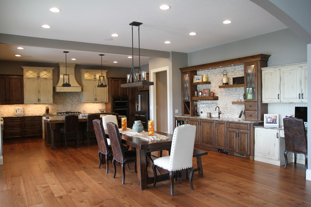 Inspiration for a transitional dining room remodel in Indianapolis