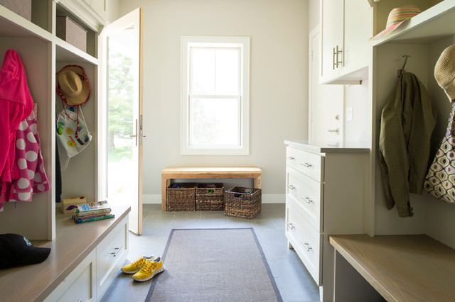 Modern Cape Cod maritim-entre