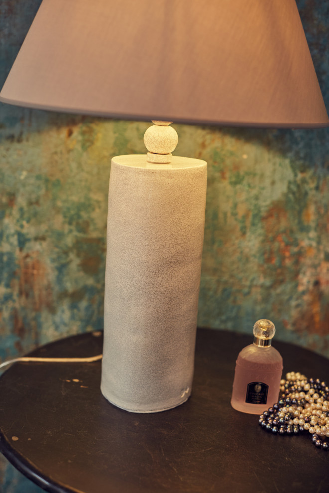 Настольная лампа