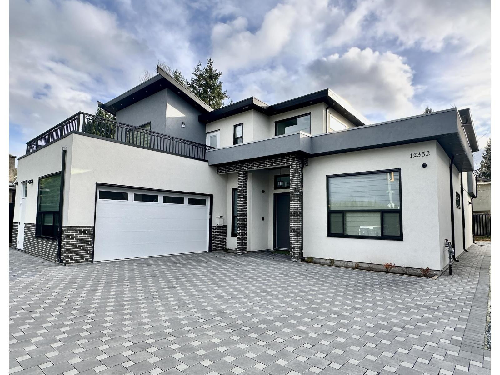 Custom Home | Cambridge, ON