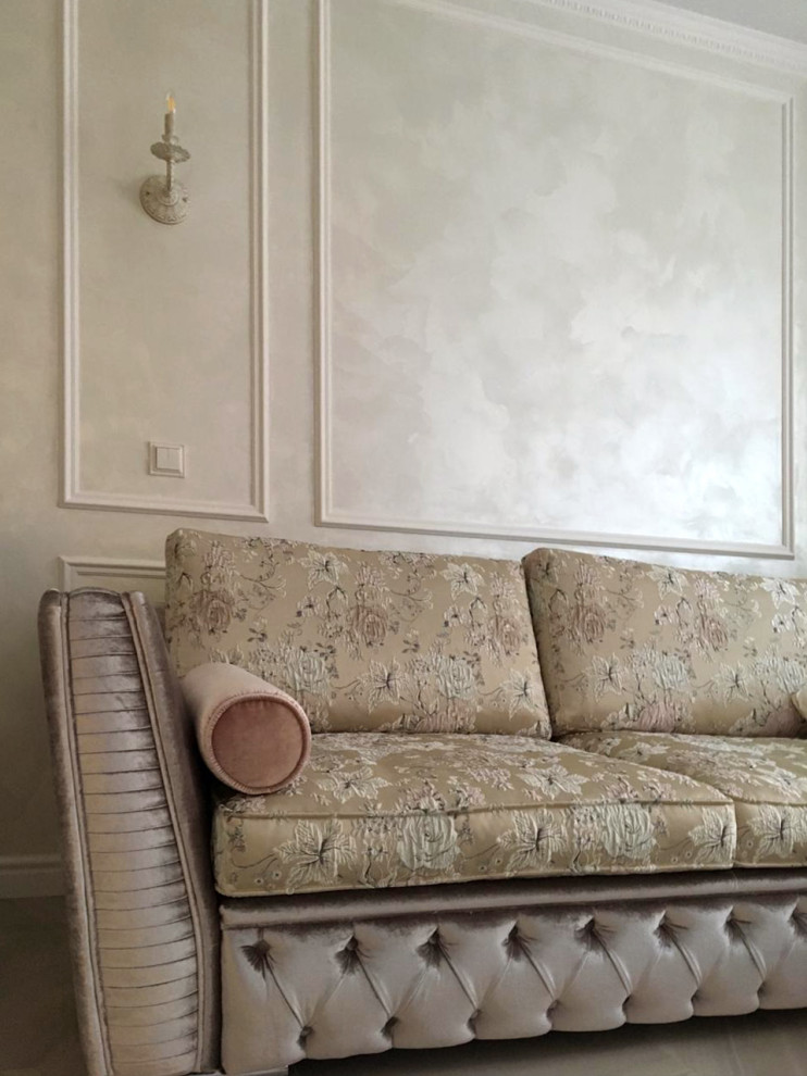 Двухкомнатная квартира в светлых тонах.