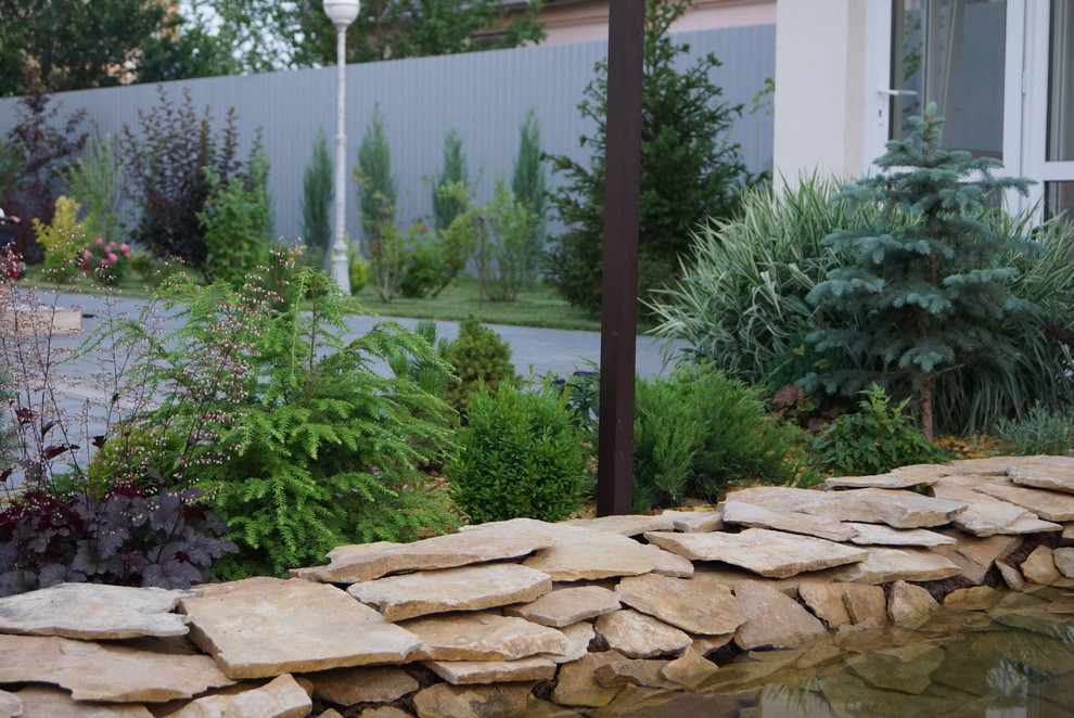 Садовый пруд в африканском стиле