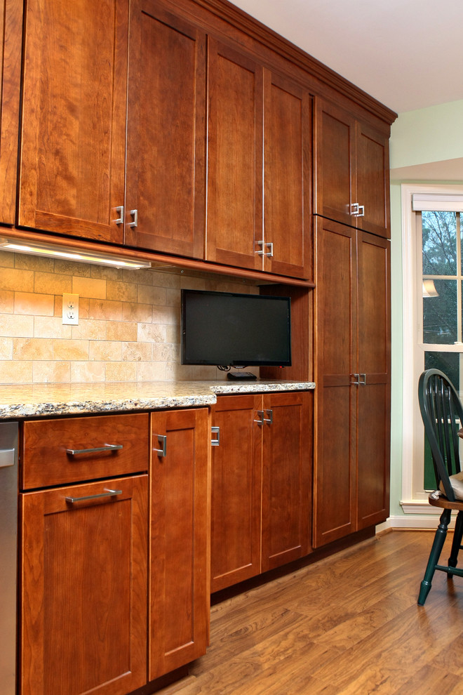 Louisville Handyman, Cherry with Paprika Stain - Kitchen - Louisville - by Southern Kitchens ...