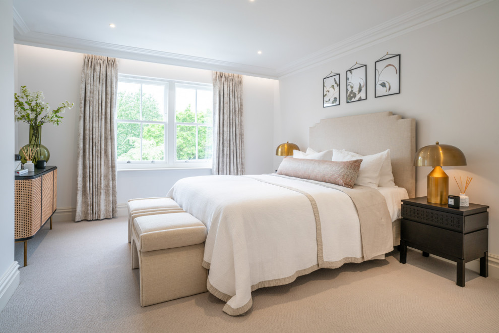 Photo of a transitional bedroom in London.