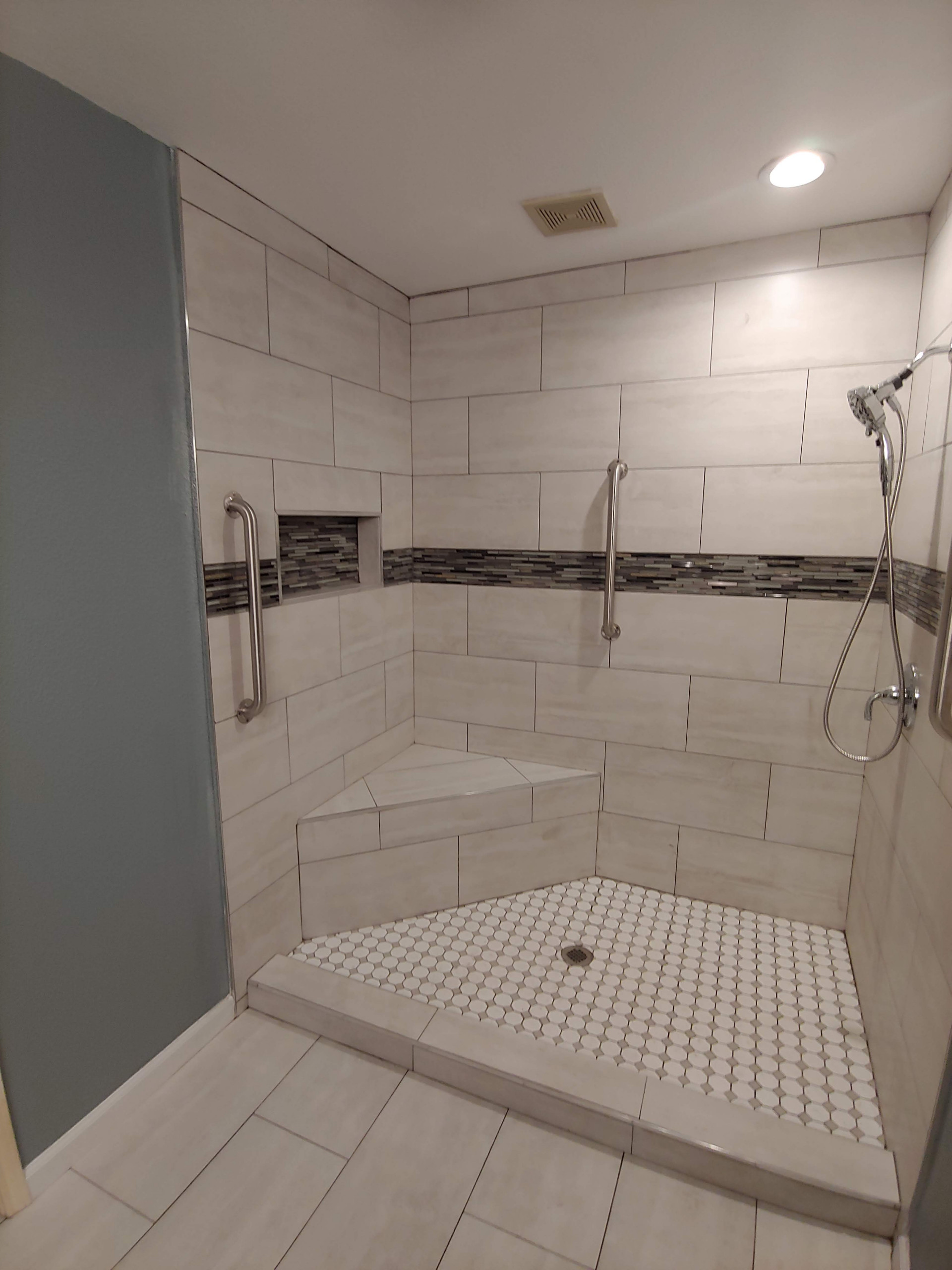 Example of a trendy bathroom design in Dallas