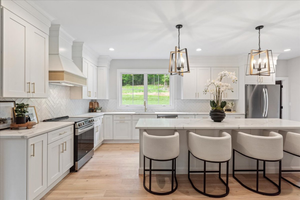 Kitchen - kitchen idea in New York