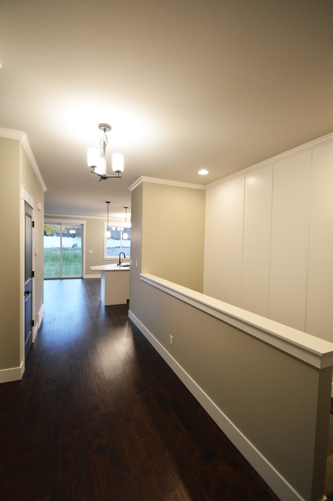 Entryway - transitional entryway idea