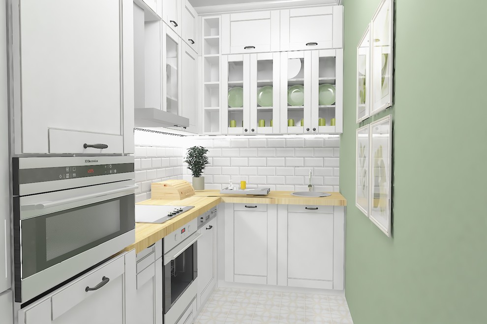 Гостиная с обеденной зоной и кухня, которая уместилась в бывшей кладовке