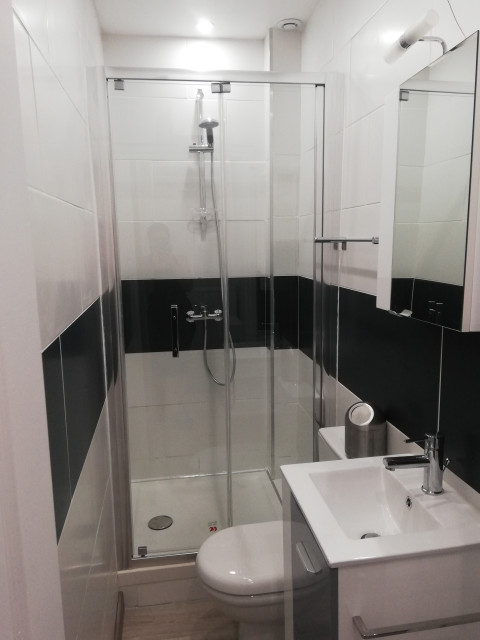 Danton | Brest modern-badezimmer