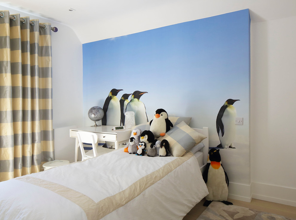 Inspiration for a contemporary kids' room in London.